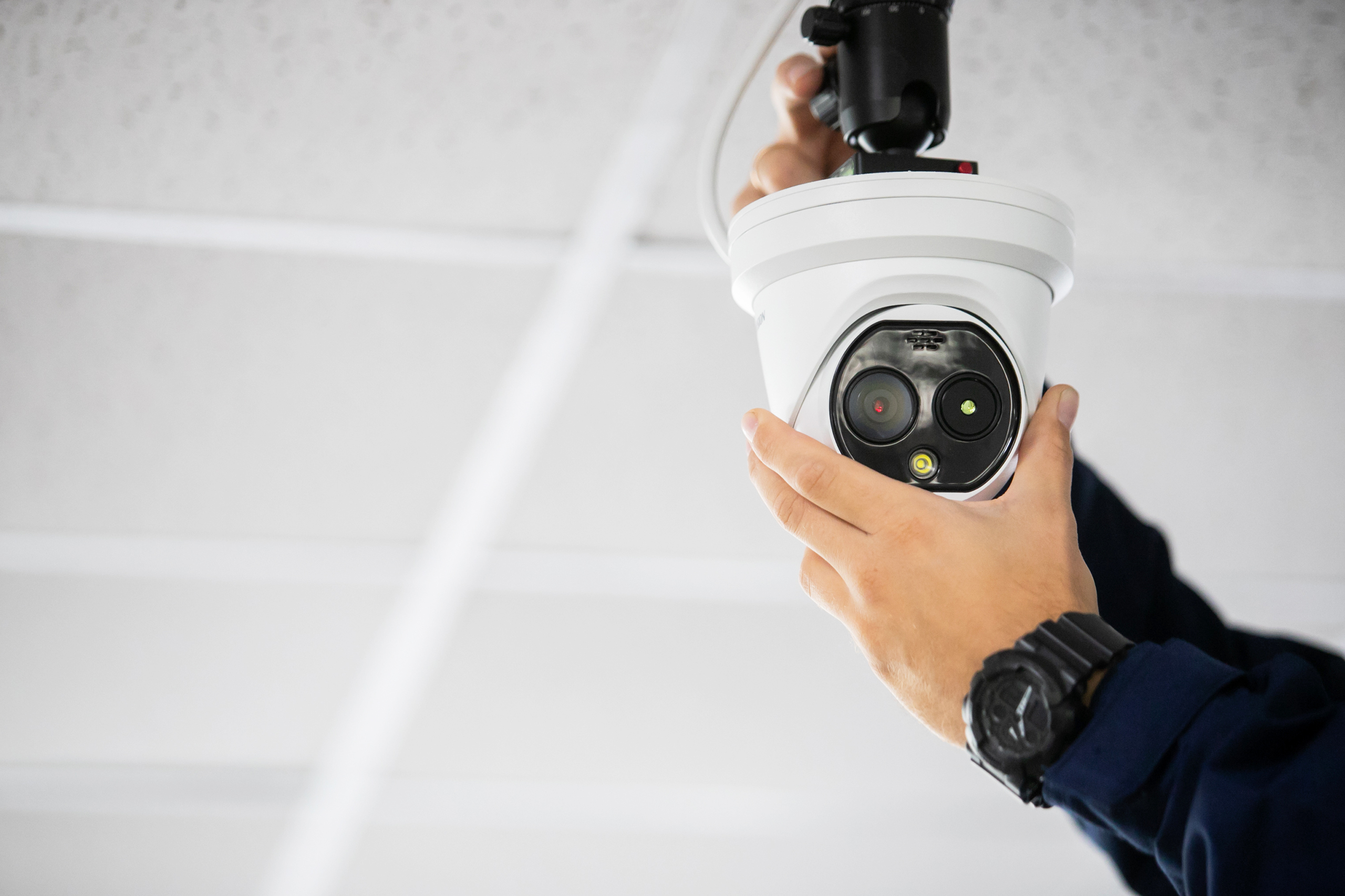 記録体制の構築で実現する「毅然とした対応」の標準化